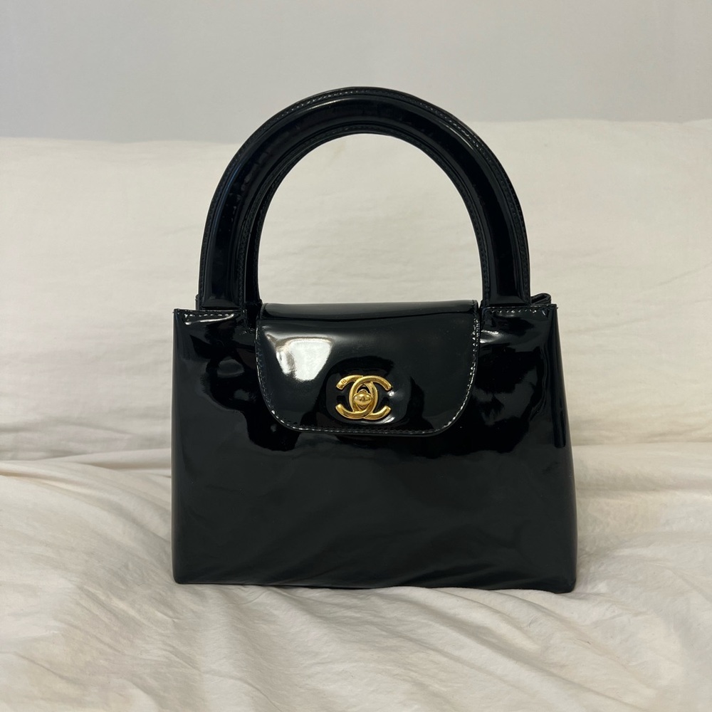 🚫SOLD!!!🚫 Chanel Patent Kelly Mini Bag